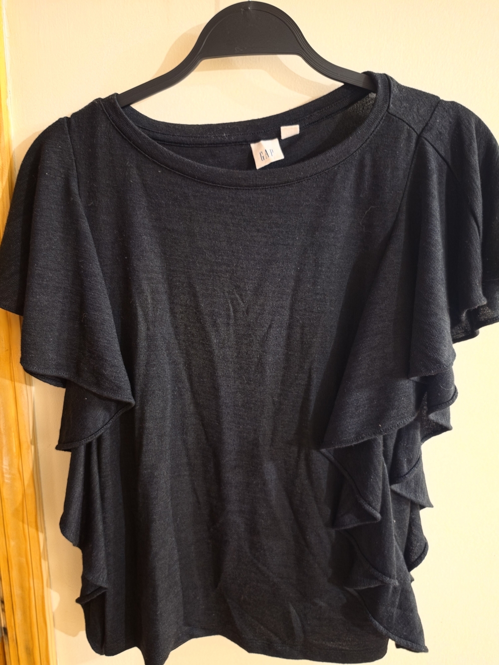 GAP Black Ruffle Sleeve Women's Top